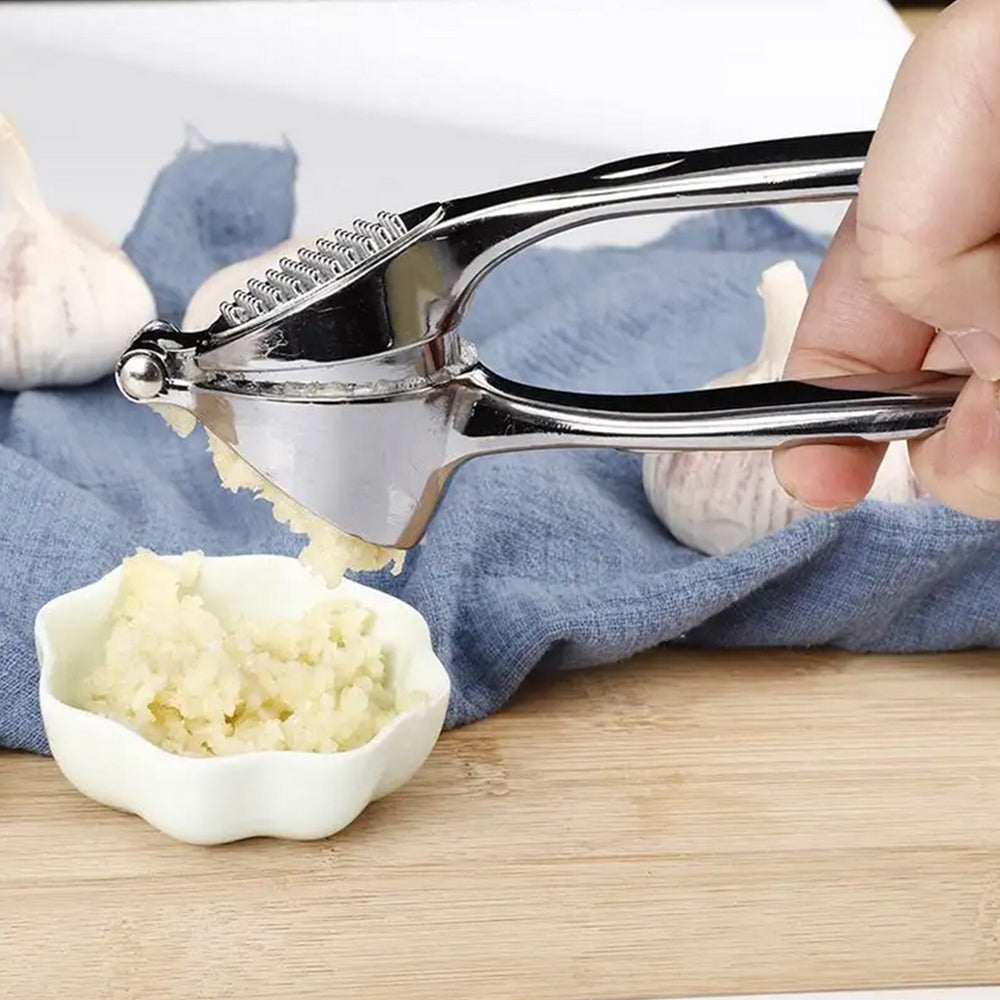 Stainless Steel Garlic Press No.7931