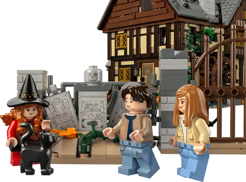 Lego Disney Hocus Pocus: The Sanderson Sisters' Cottage (21341)