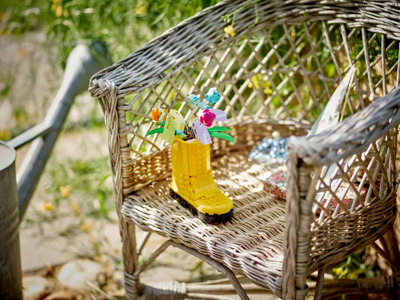 Lego Flowers in Watering Can (31149)