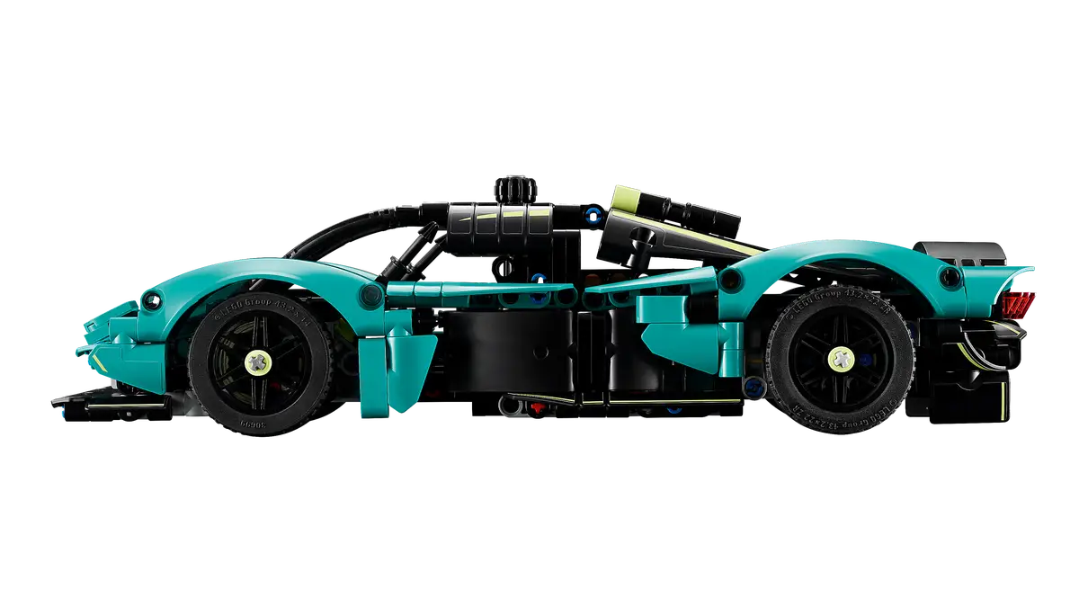 Aston Martin Valkyrie (42208)
