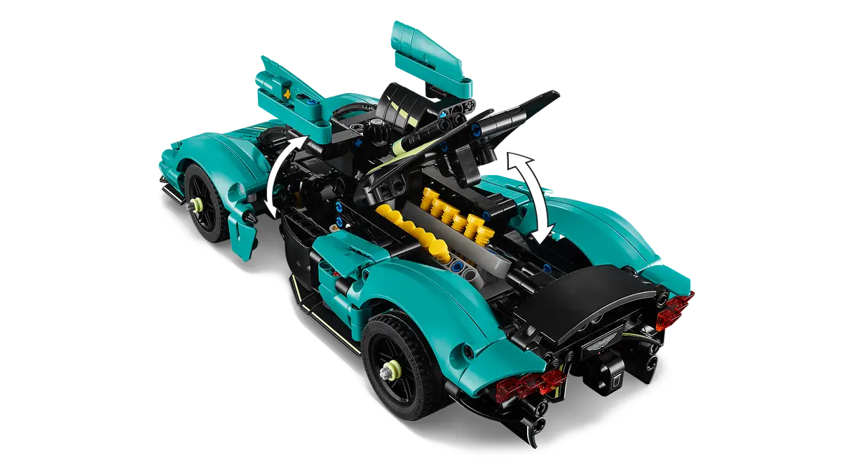 Aston Martin Valkyrie (42208)