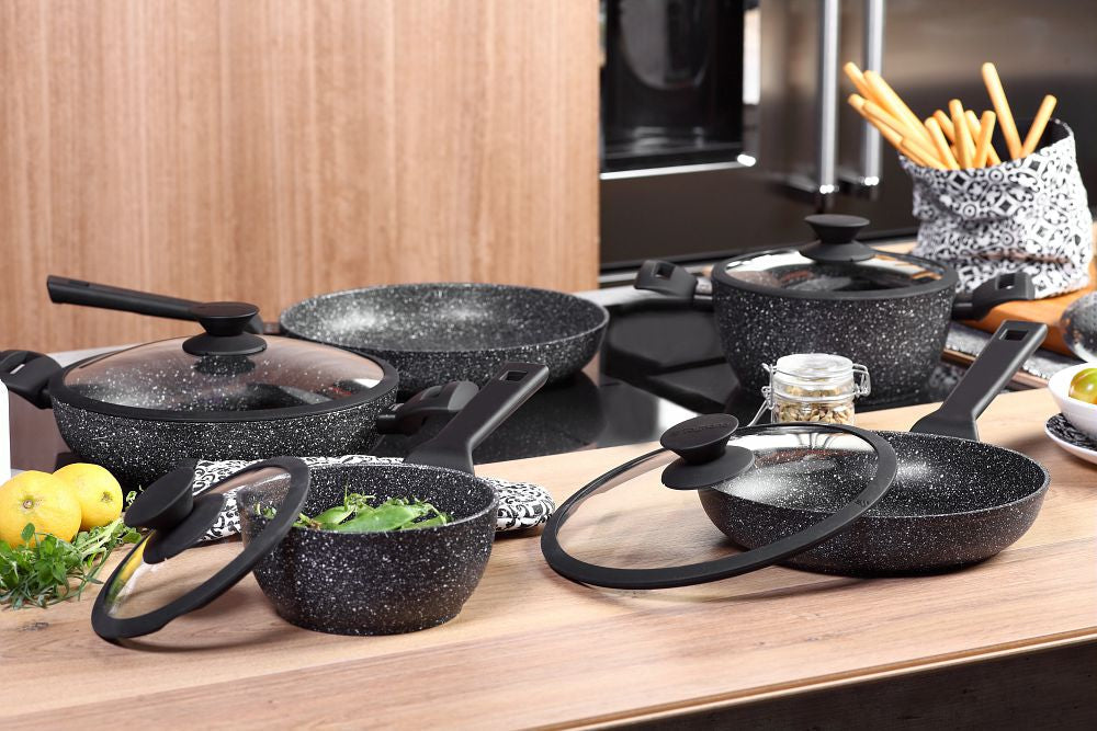 Authentika Linea Shallow Casserole 2H with Lid 26cm