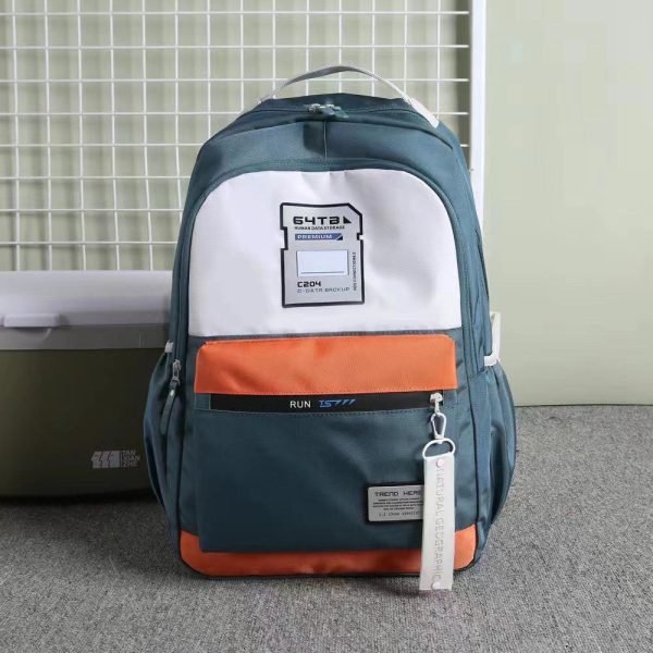 School and university backpack with a practical and comfortable design