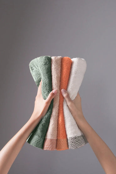 4 PCS Biscay Extra Soft Hand / Face Towel Set