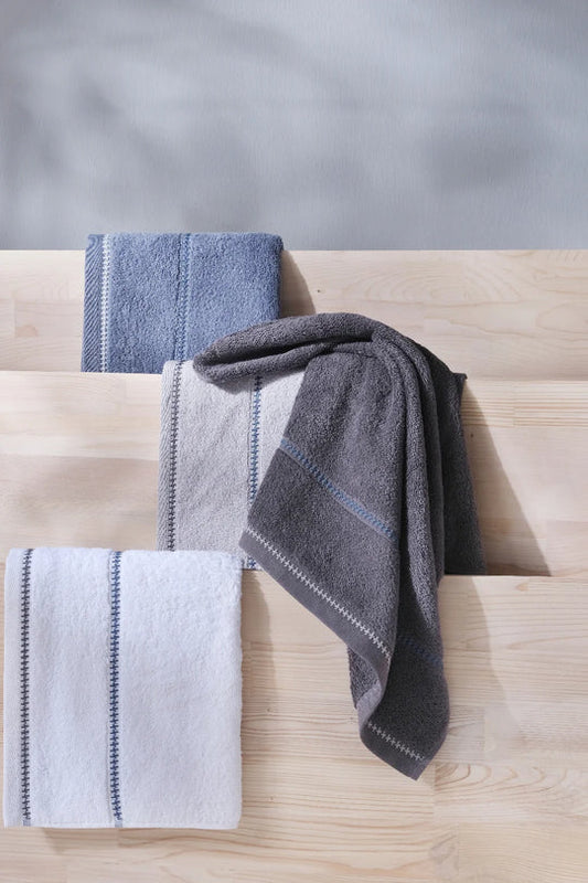 4 PCS Profundo Extra Soft Hand / Face Towel Set