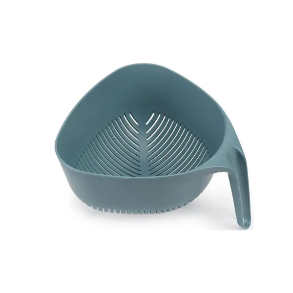 Duo Triangular Colander, Dark Opal by Joseph Joseph