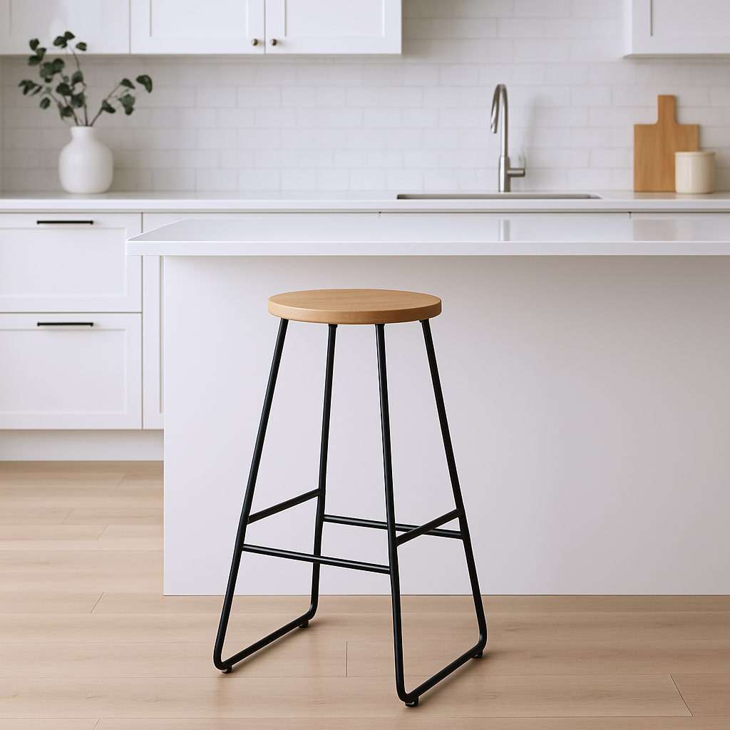 Loft steel bar stool with solid bamboo seat by Wenko