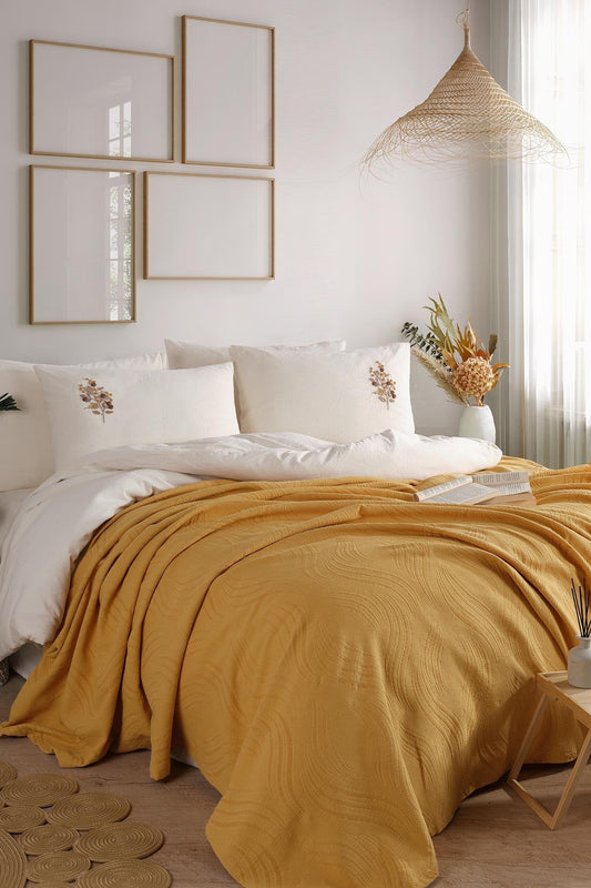 Royal Crest Double Duvet Cover Set - Mustard
