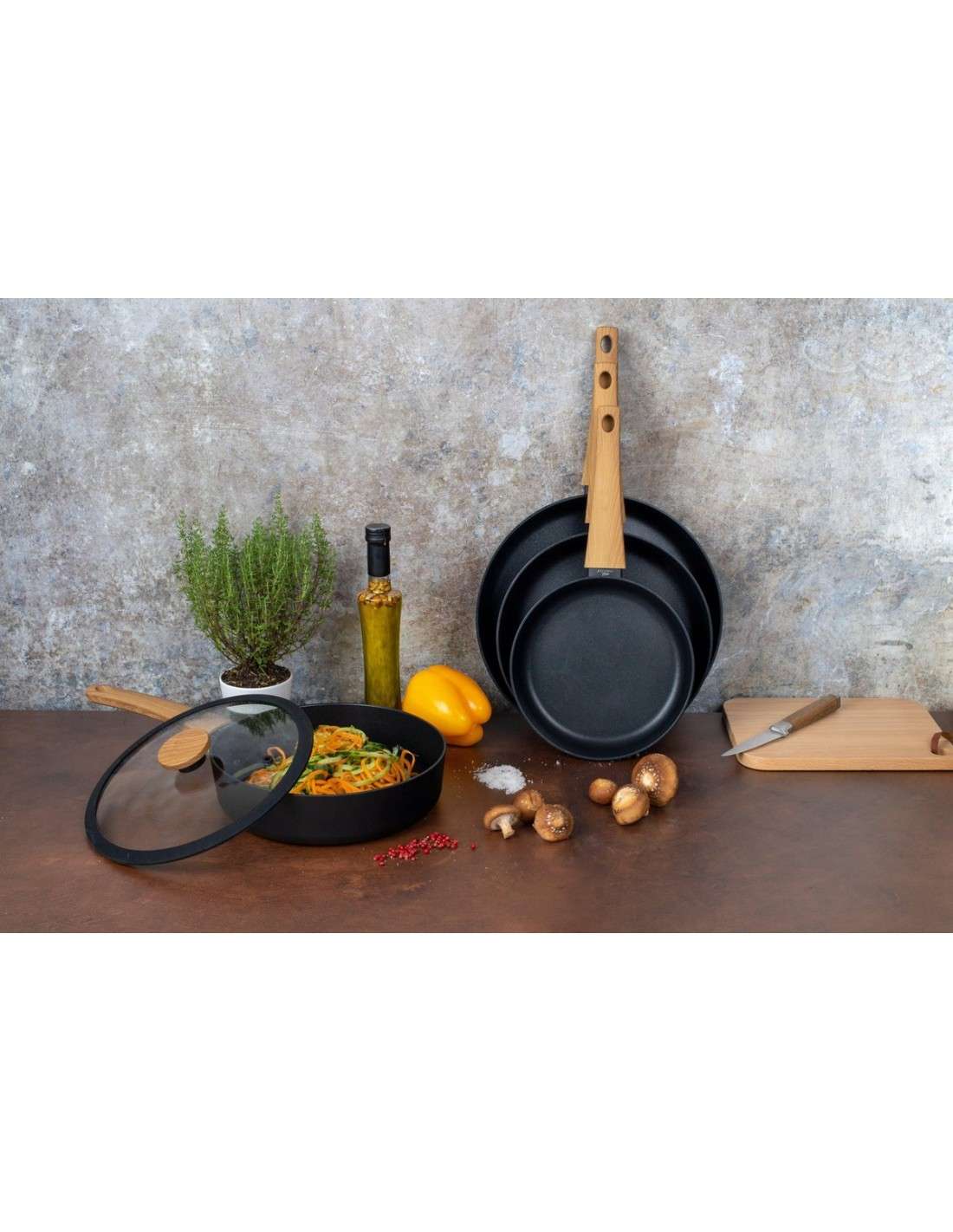 Terra Skillet With Lid 24cm by Sabatier
