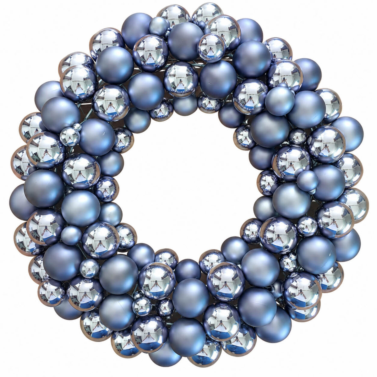 Noël Lavender & Silver Bauble Christmas Wreath