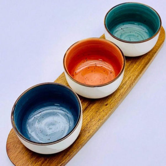 Acacia Wood Board With Sauce Bowls