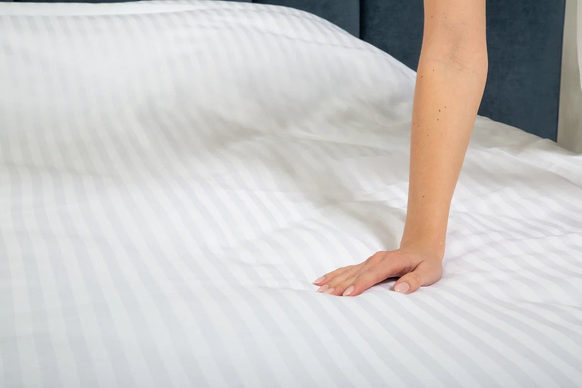 White Stripe Satin Cotton Duvet Cover Set 240 TC