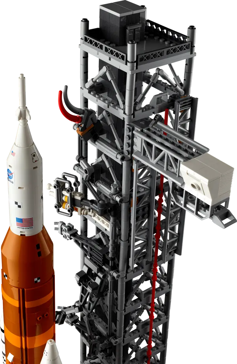 Lego NASA Artemis Space Launch System (10341) Pre Order December 16