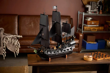 Lego Captain Jack Sparrow's Pirate Ship (10365)