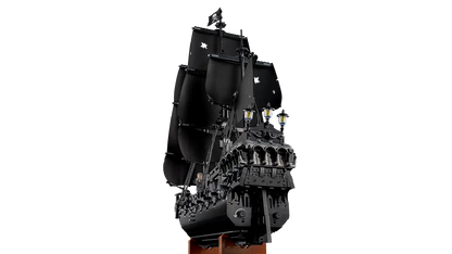 Lego Captain Jack Sparrow's Pirate Ship (10365)