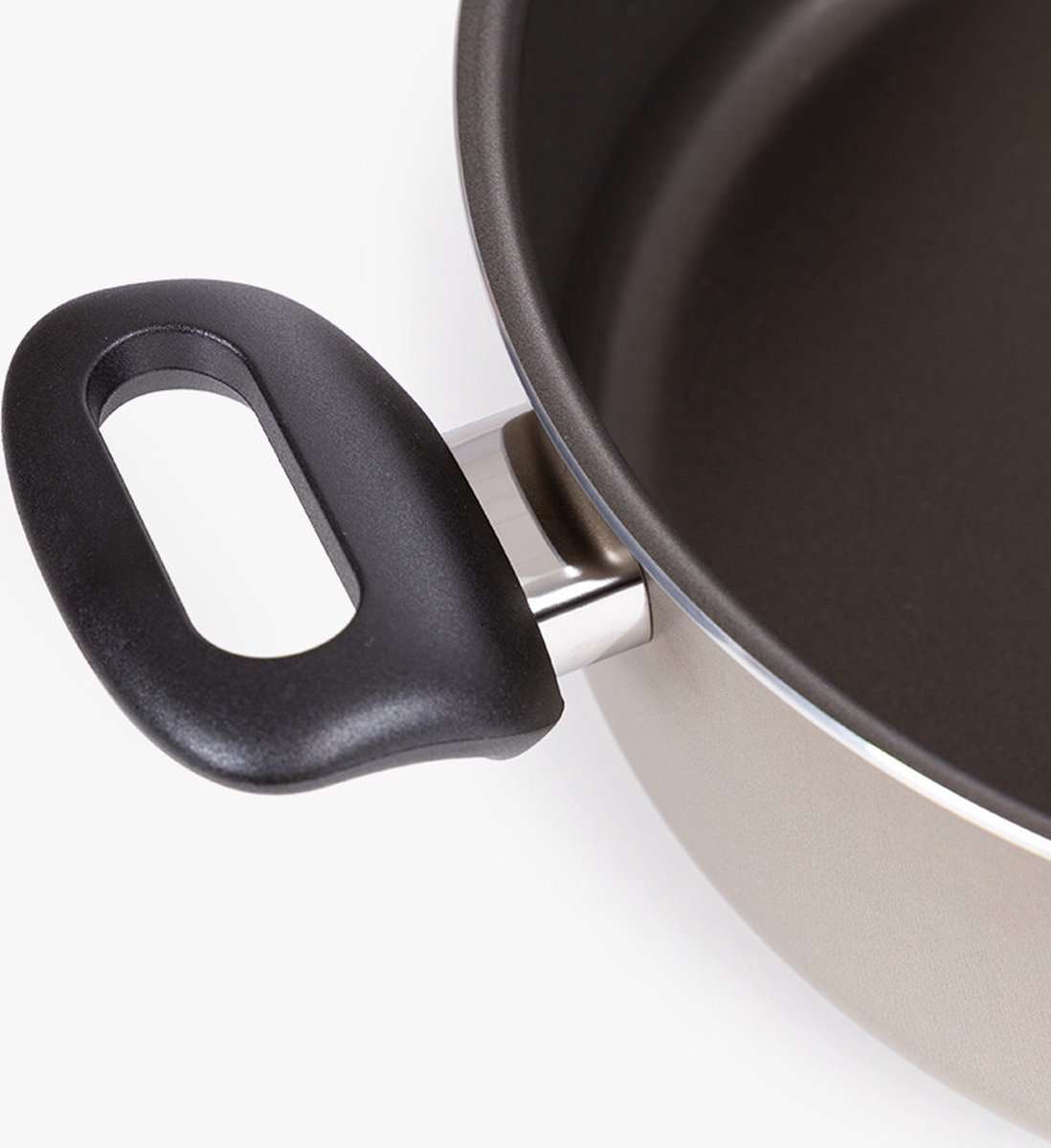 Royal VKB - Casserole with Lid - 4.3 L - 26 cm