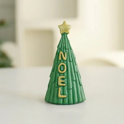 Christmas Tree Statue – 10cm