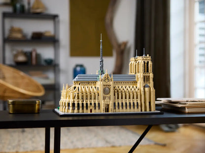 Lego Notre-Dame de Paris (21061)