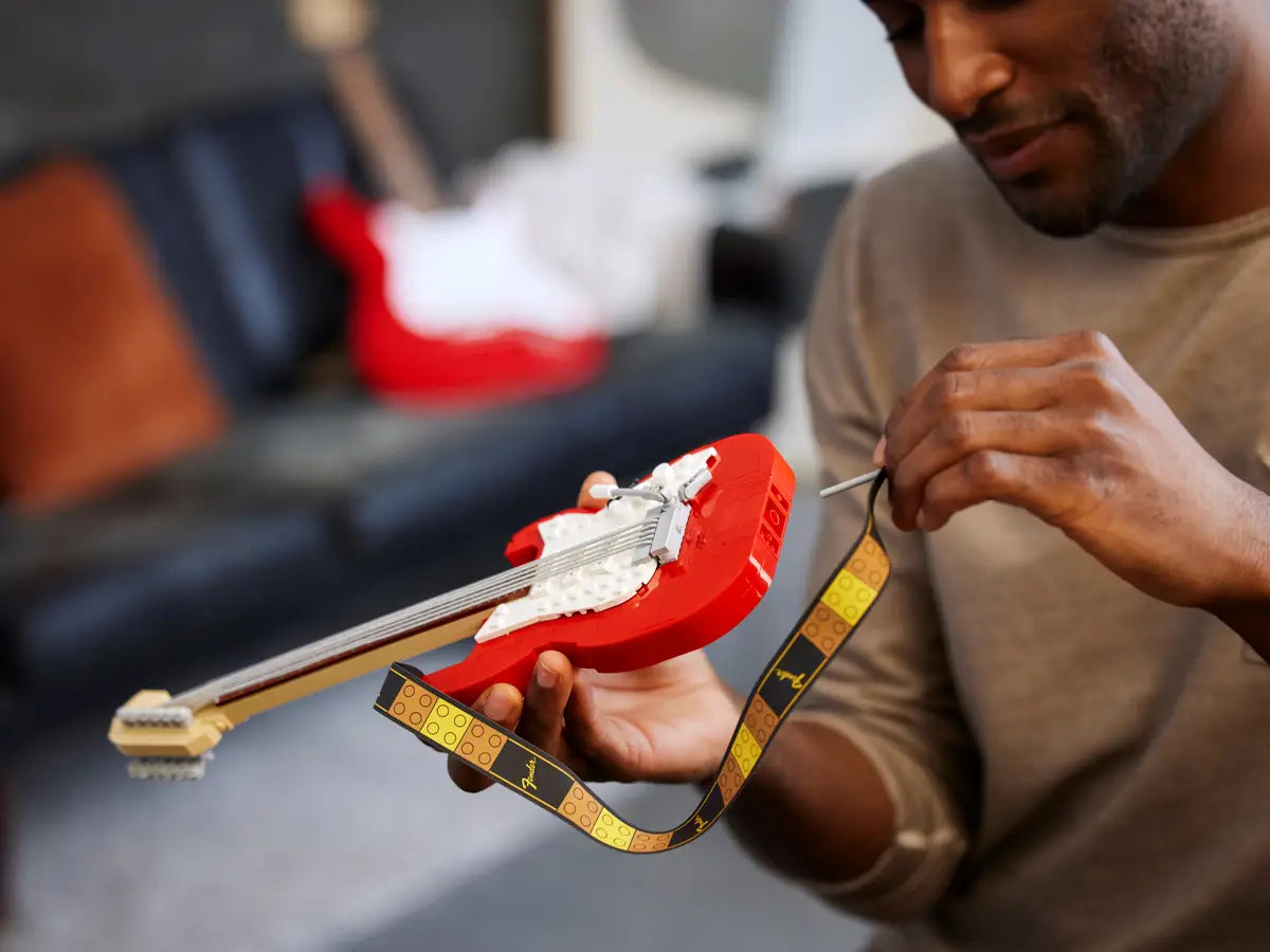 LEGO Ideas Fender Stratocaster (21329)