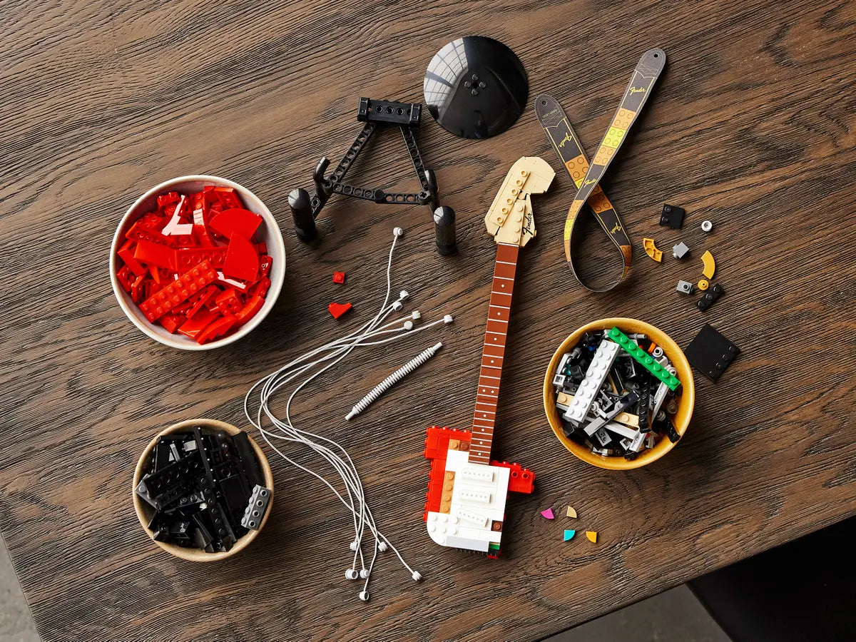 LEGO Ideas Fender Stratocaster (21329)