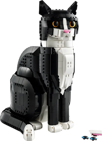 lego Tuxedo Cat (21349)