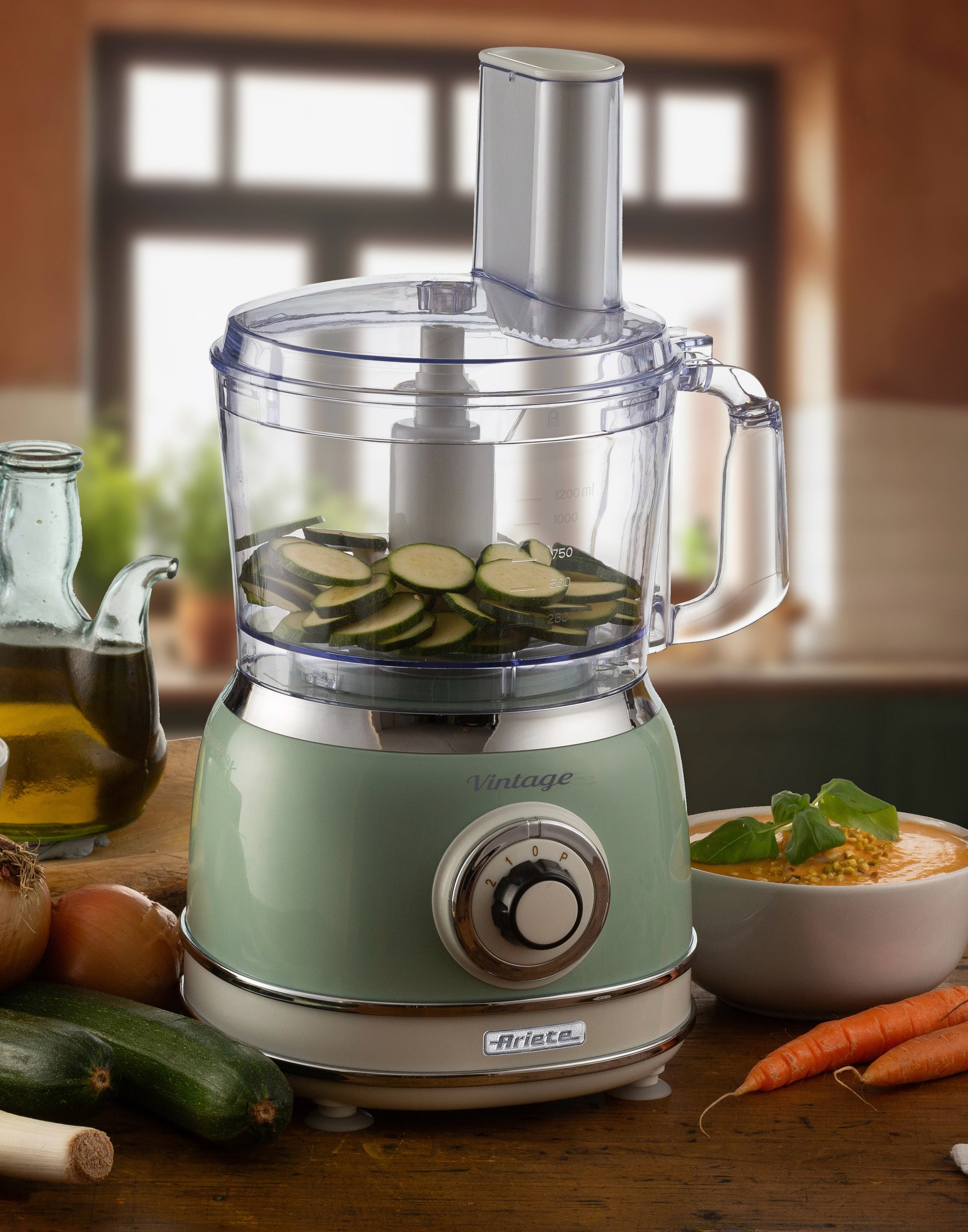 Vintage Food Processor 1781, 1000 Watt, 2.1 Liter.