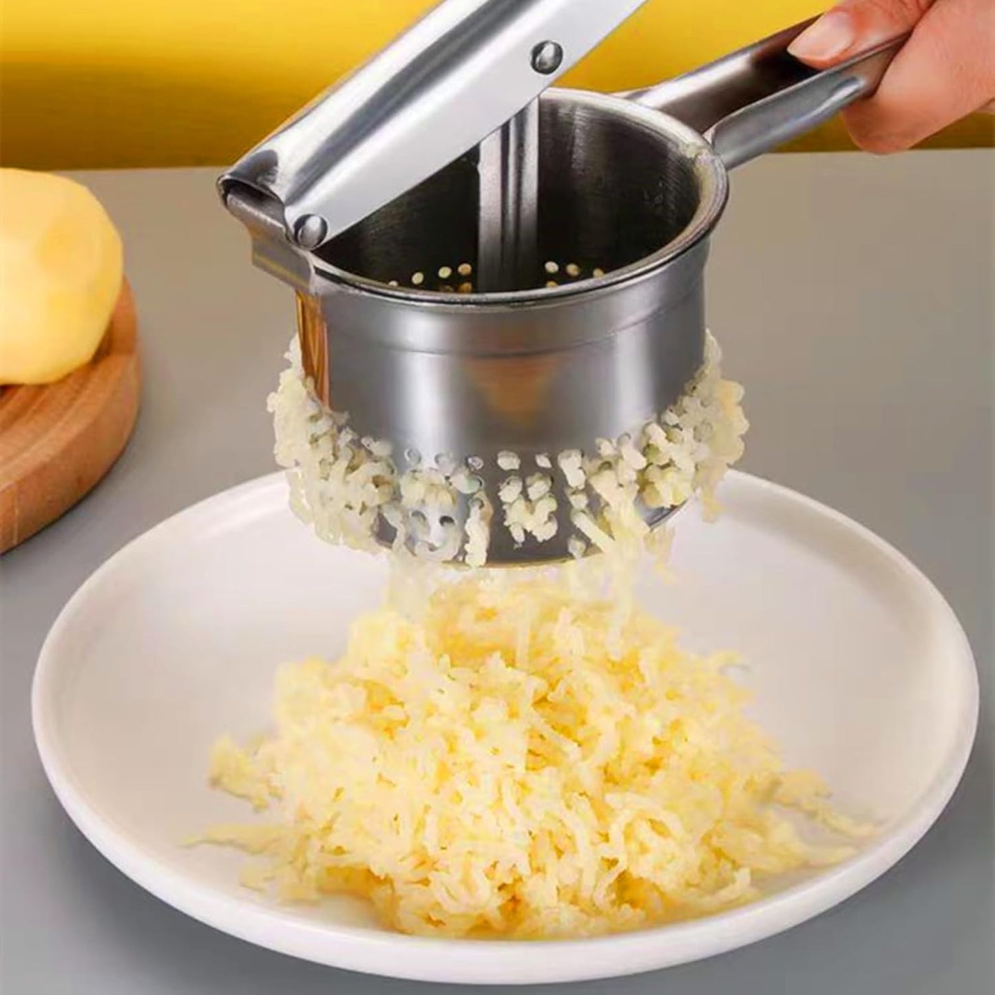 Heavy-duty Stainless Steel Potato Ricer