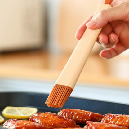 Silicone Oil / Sauce Brush Sauce (Random Color)