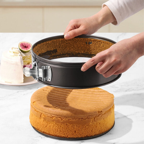 3-Pieces 20-22-24 cm Round Cake Tin Set