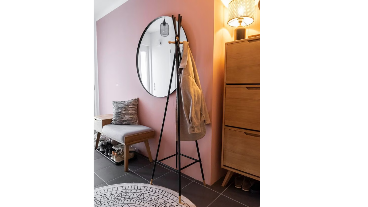 Loft coat rack with four hooks by Wenko