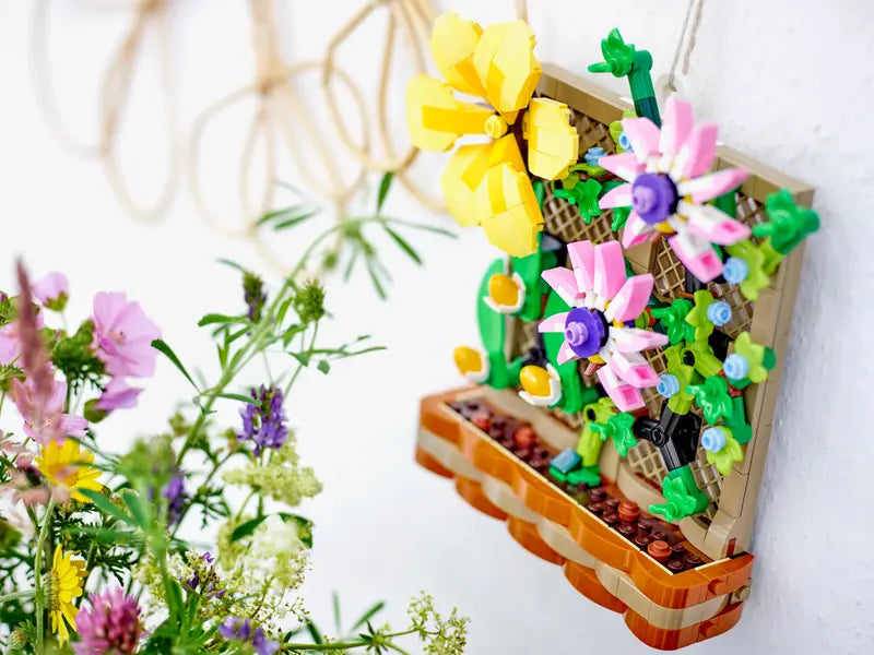 Lego Flower Trellis Display (40683)