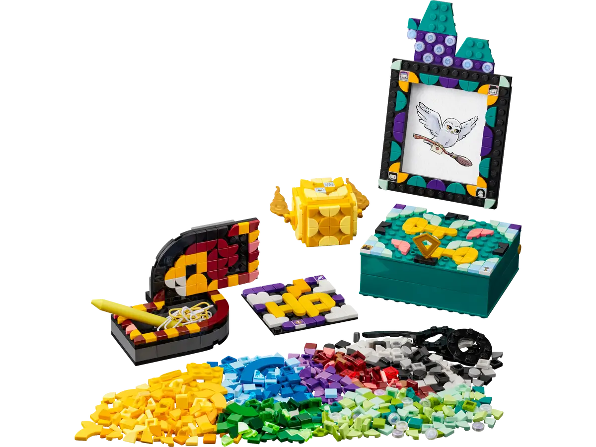 Lego Dots Harry Potter Hogwarts Desktop Kit (41811)