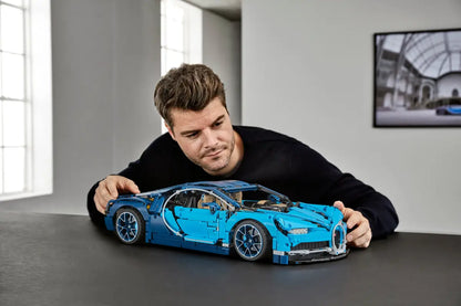 Lego Bugatti Chiron (42083) Pre Order December 23