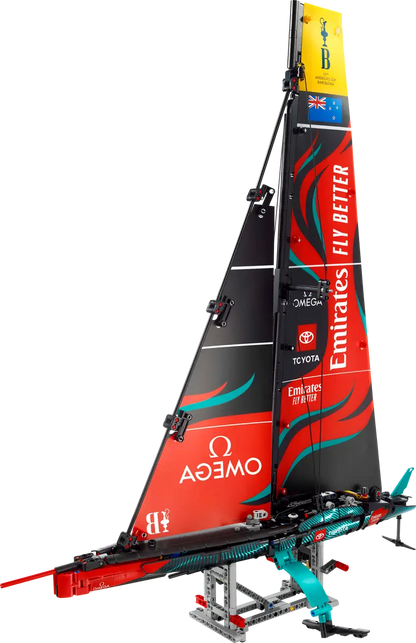 Lego Technic Emirates Team New Zealand AC75 Yacht (42174)