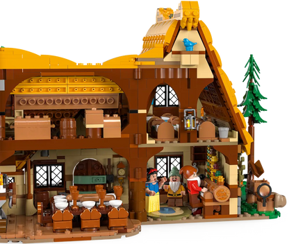 Lego Disney Snow White and the Seven Dwarfs’ Cottage (43247)