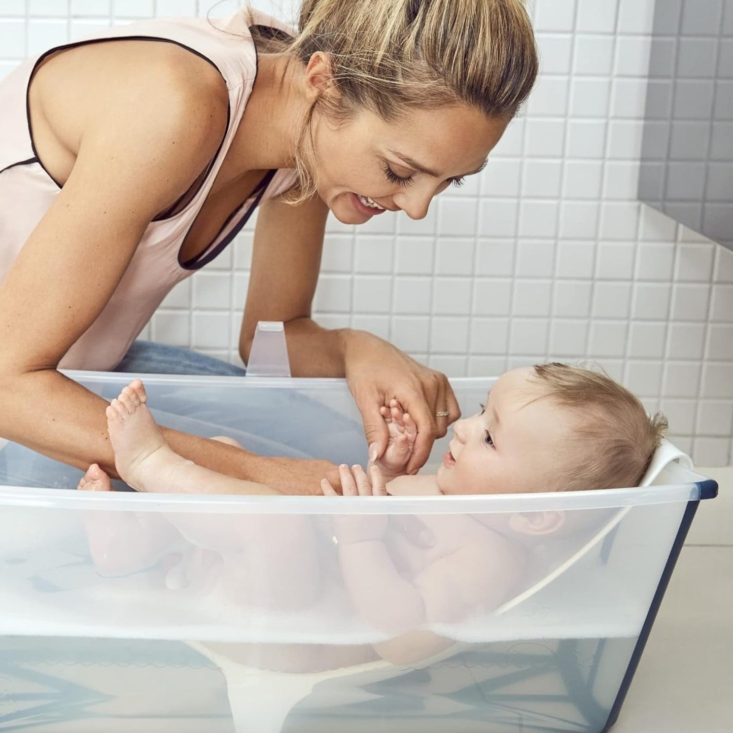Foldable Baby Bathtub + Newborn Support