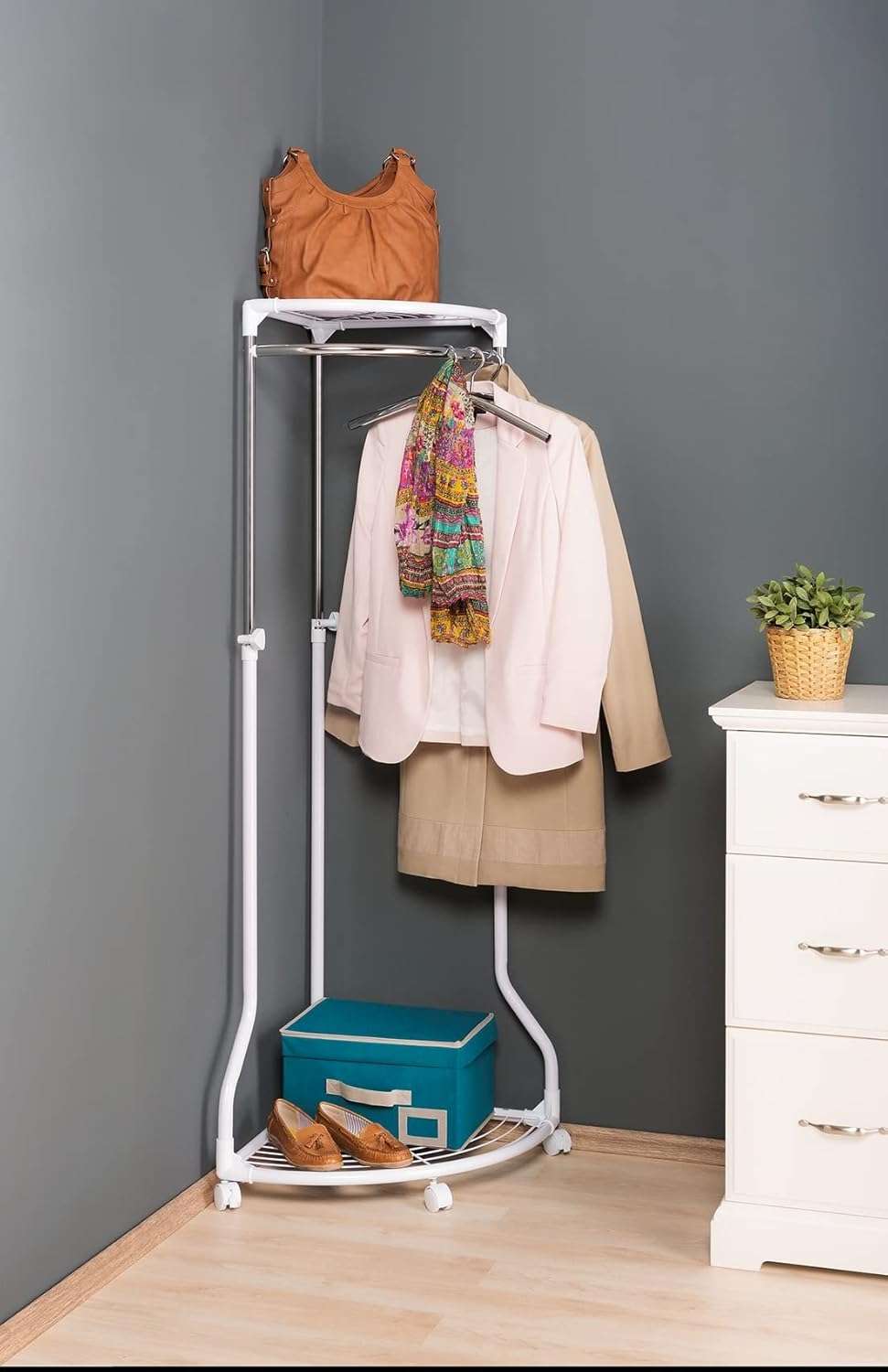 Professional Metal Clothes Stand by Wenko