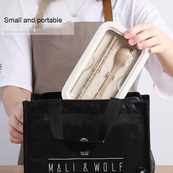 1100ml Lunch Box Lunch Box with 2 Divisions (Random Color)