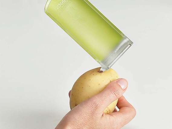 Joseph Joseph, Peelstore collecting peeler