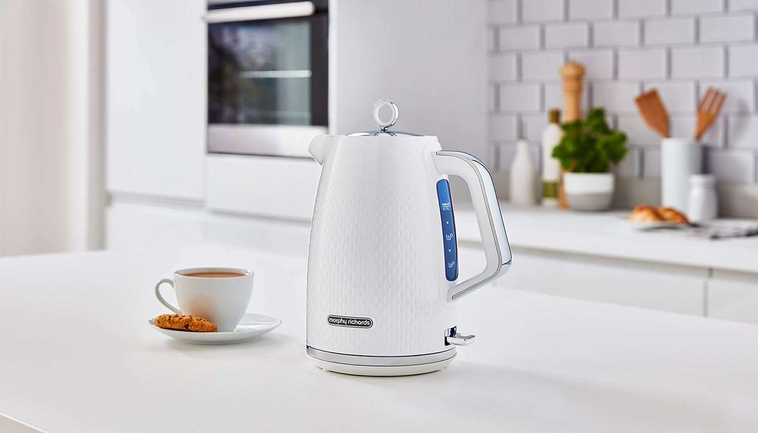 Verve Jug Kettle - White -1.7L by Morphy Richards