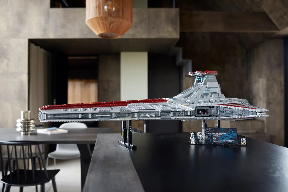 Lego Star Wars UCS Venator-Class Cruiser (75367)