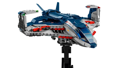 Lego Avengers: Age of Ultron Quinjet (76325)