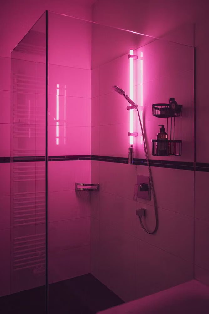 Wenko LED Shower Rail – Award-Winning RGB & Warm White Illuminated Rod with Remote