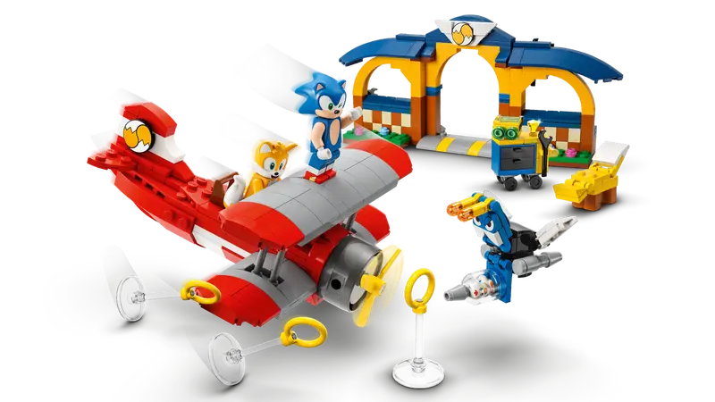 Lego ails' Workshop and Tornado Plane (76991)