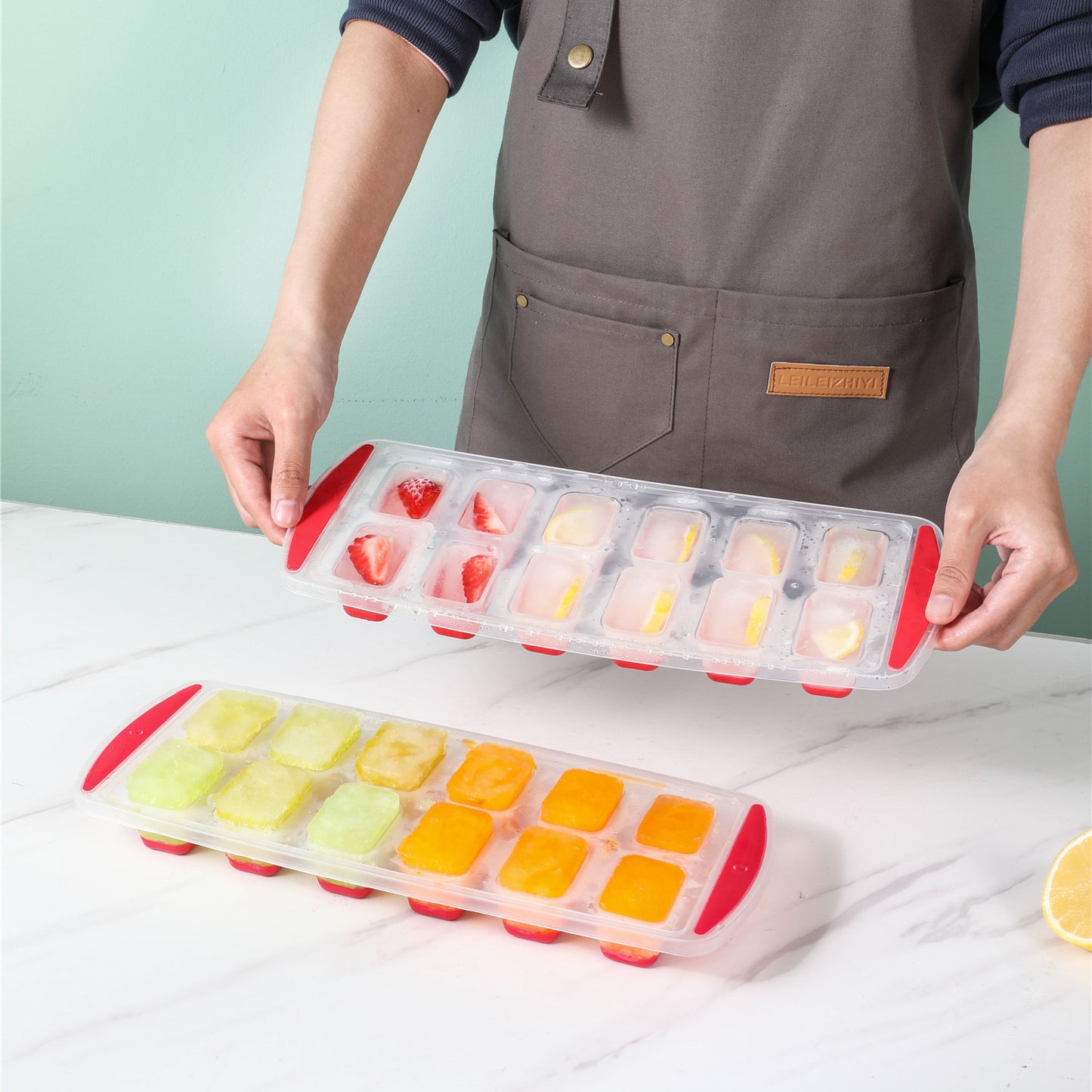 Ice Cube Tray with Silicone Bottom (12 Grid) #8019