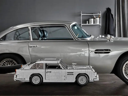 LEGO CREATOR EXPERT JAMES BOND™ ASTON MARTIN DB5