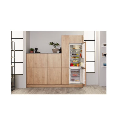 Ariston HMCB 7030 AA D F UK Built-in Combi Fridge Freezer