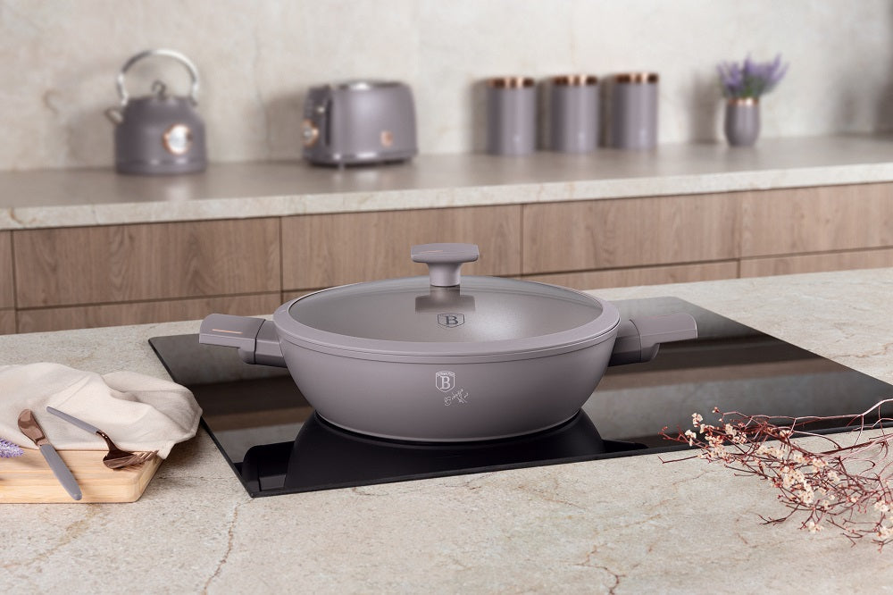 Shallow pot with lid, Taupe