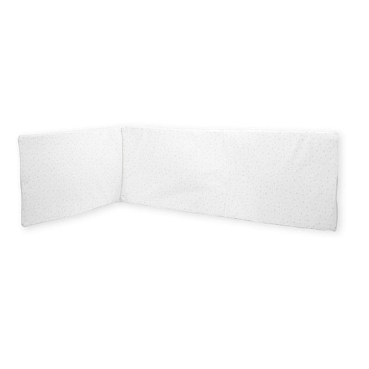 Soft and protective barrier for baby's crib