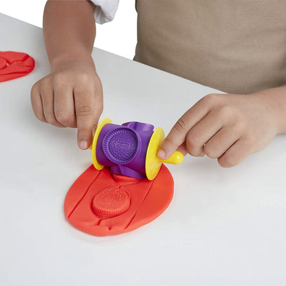 Play-Doh Kitchen Creations Sprinkle Cookie Surprise Set with 5 Non-Toxic Colors